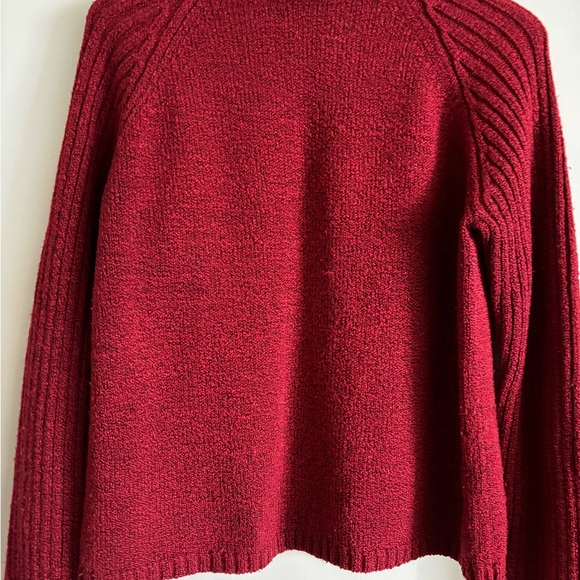 Beautiful Warm Sweater Size M - Picture 4 of 5